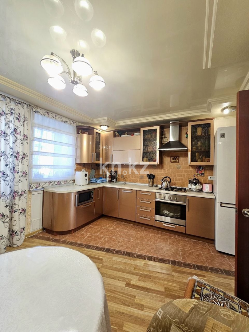 Продажа 3-комнатной квартиры, 82 м² в Костанае