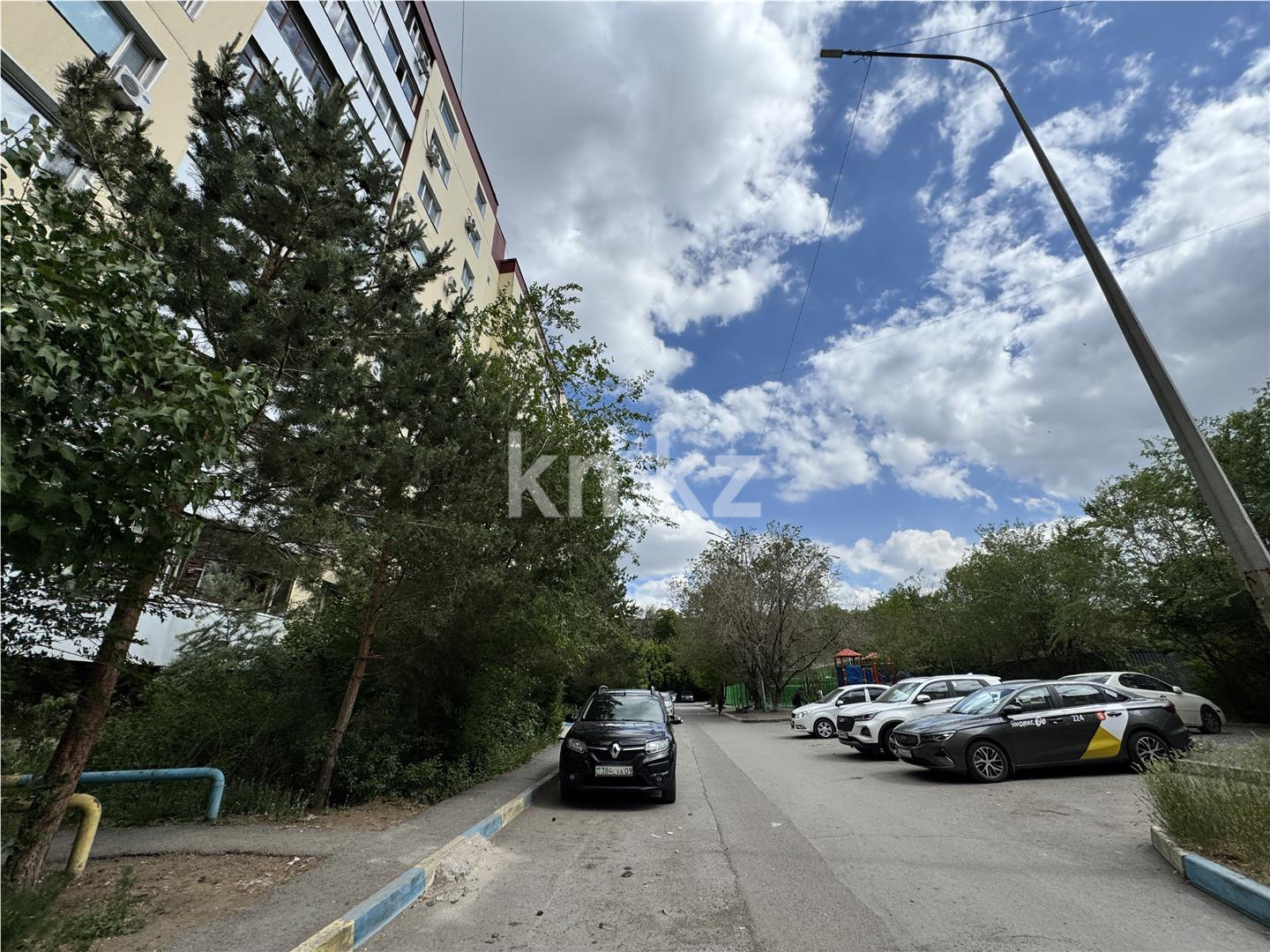 Продажа 1-комнатной квартиры, 48 м², пр. Шахтеров, дом  31б в Караганде - фото 21