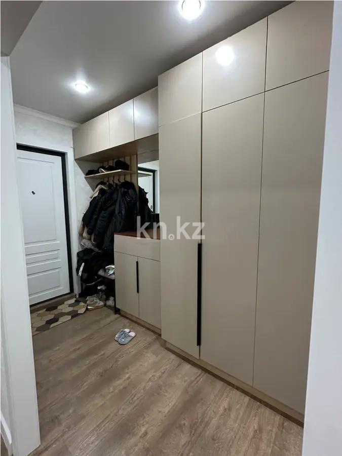 Продажа 3-комнатной квартиры, 68 м², ул. Дюсембекова, дом  67 в Караганде - фото 4