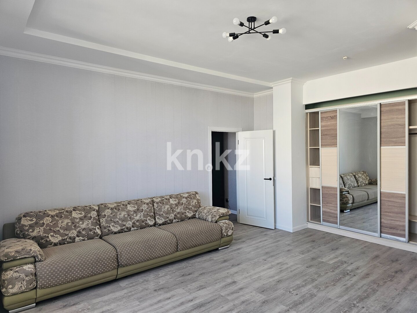 Продажа 2-комнатной квартиры, 61.3 м² в Астане - фото 2