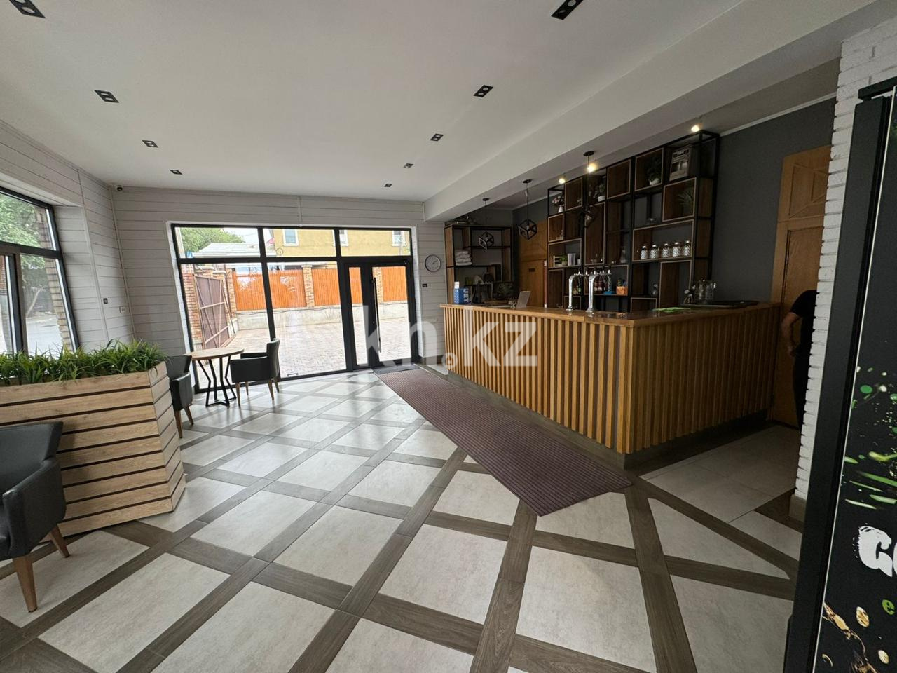 Продажа , 450 м², ул. Тауке хана в Алматы - фото 6