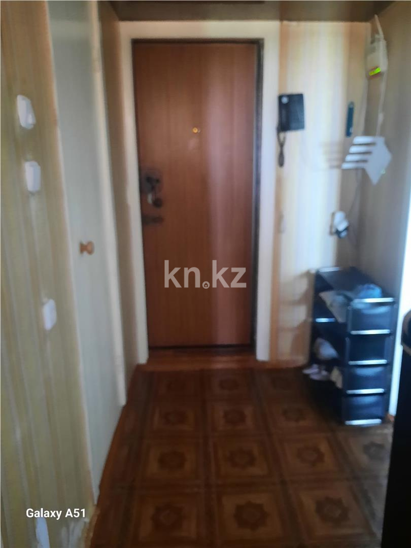 Продажа 1-комнатной квартиры, 36 м², мкр-н Восток-2 в Караганде - фото 8