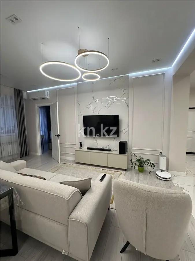 Продажа 4-комнатной квартиры, 105 м², пр. Абая, дом  164/8 в Алматы