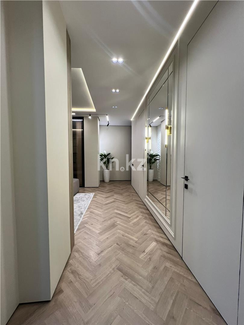 Продажа 3-комнатной квартиры, 78 м², пр. Строителей в Караганде - фото 9