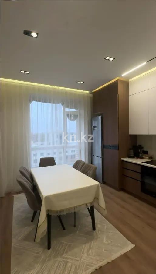 Продажа 2-комнатной квартиры, 64 м², ул. Омарова, дом  12в в Астане - фото 3