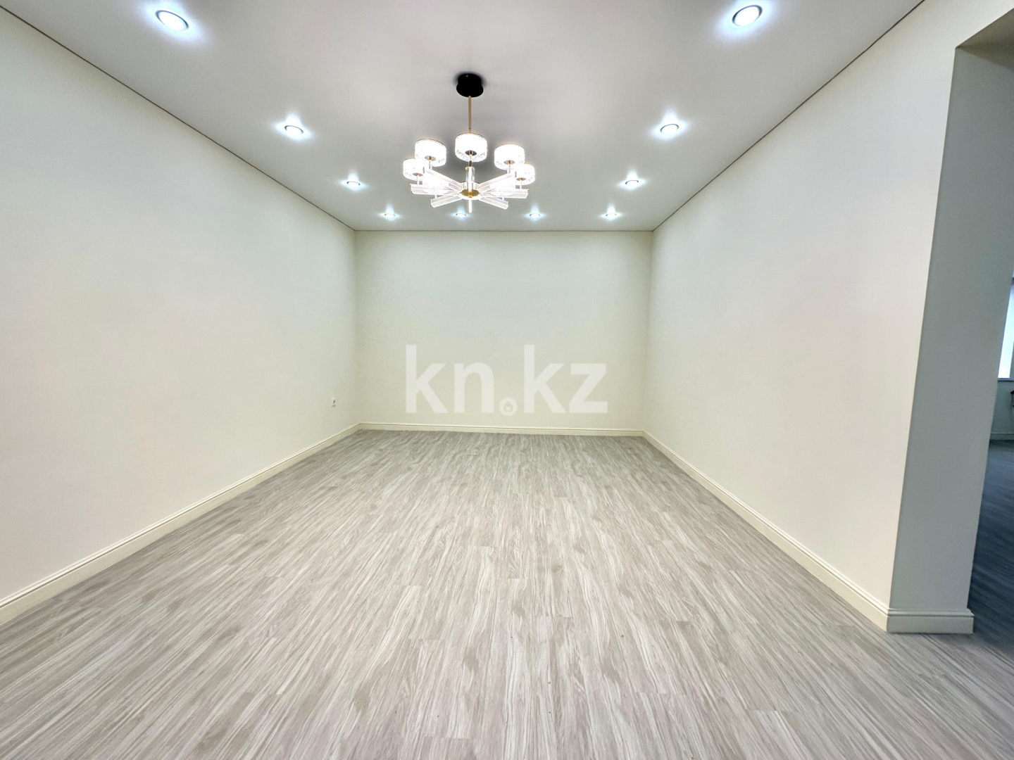 Продажа 5-комнатного дома, 190 м² в Алматы - фото 32