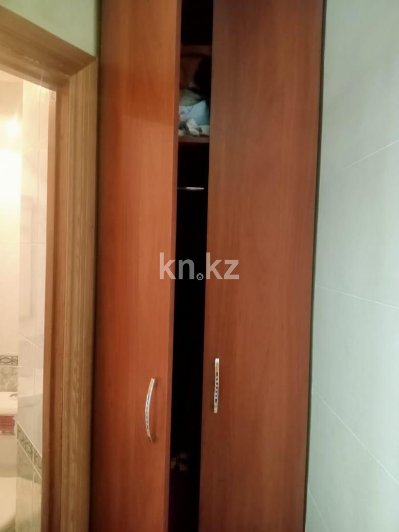 Продажа 1-комнатной квартиры, 30 м², ул. Крылова, дом  48 в Караганде - фото 10