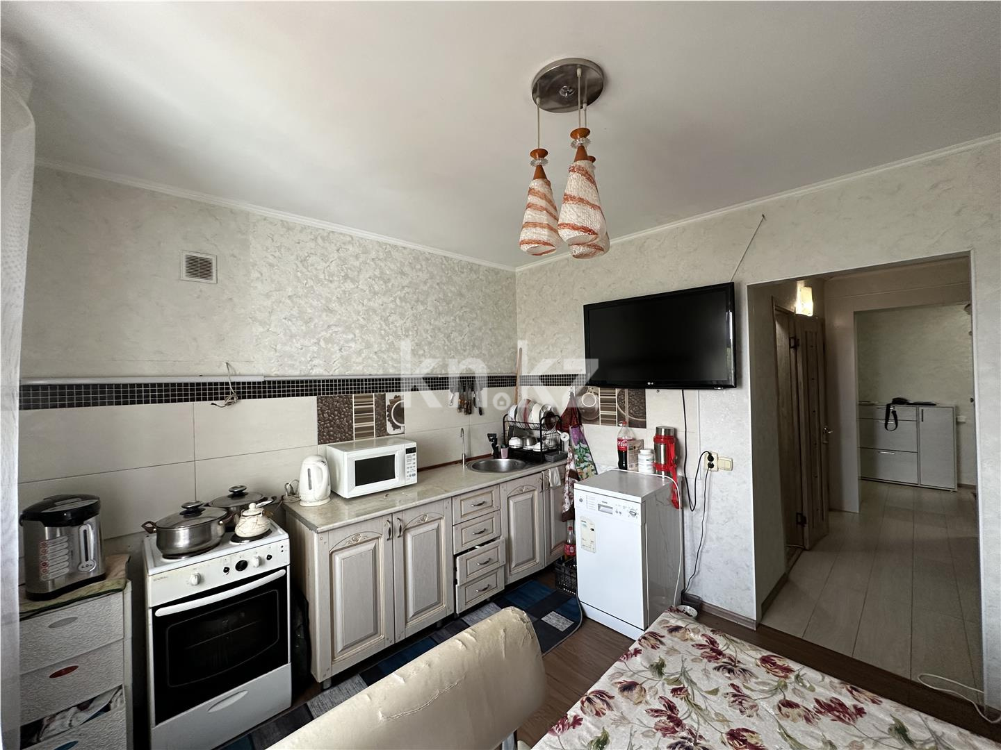 Продажа 3-комнатной квартиры, 87 м², 68 квартал в Темиртау - фото 5