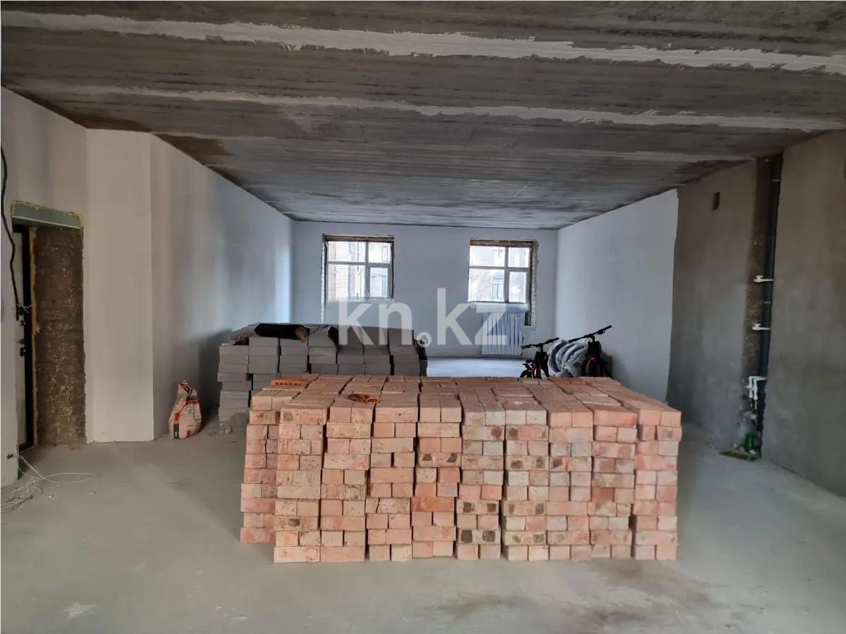 Продажа 3-комнатной квартиры, 89 м² в Караганде