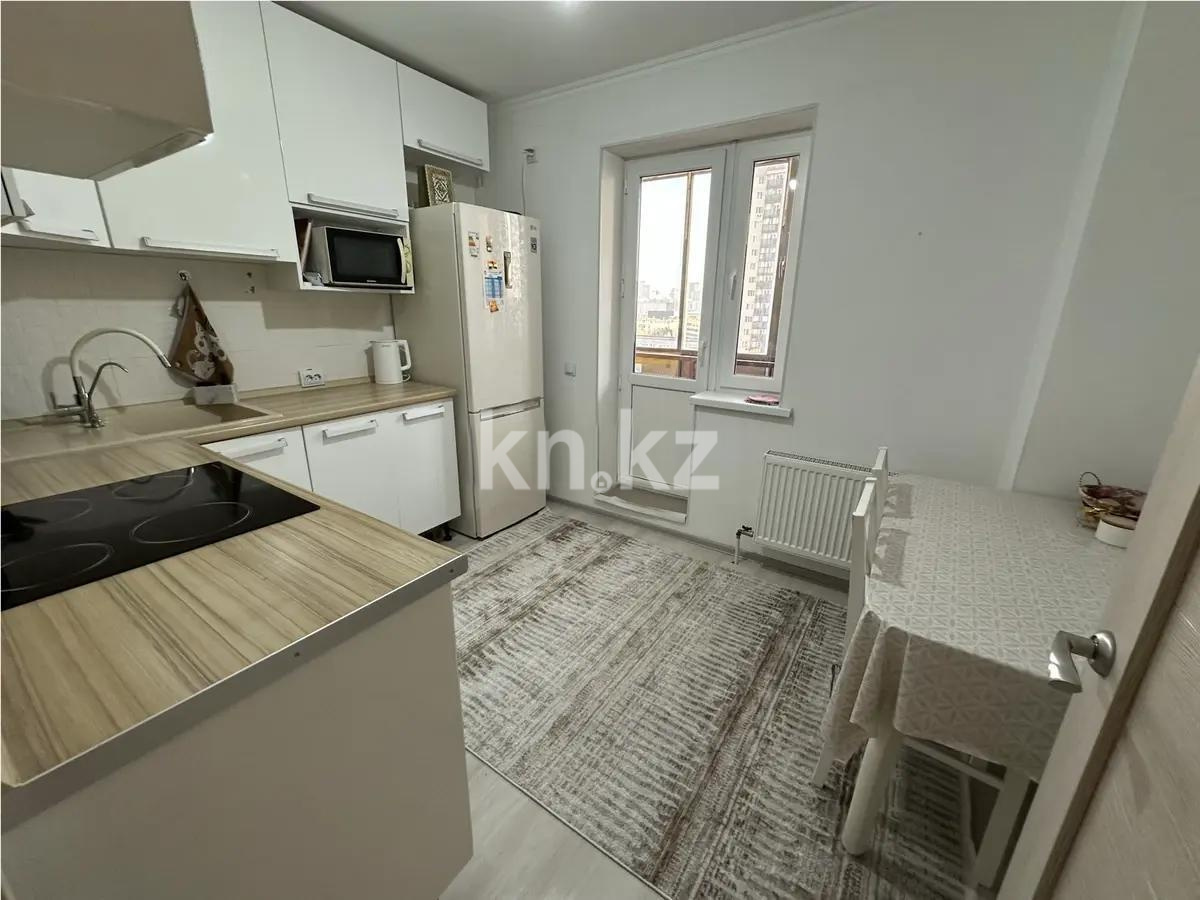 Продажа 1-комнатной квартиры, 38 м², ул. Бектурова, дом  4в в Астане - фото 2