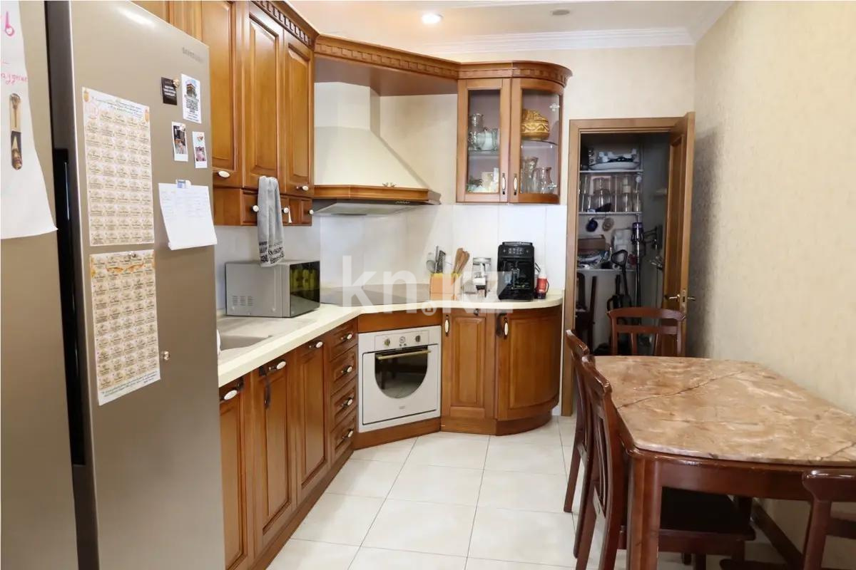 Продажа 5-комнатной квартиры, 216 м² в Астане - фото 7