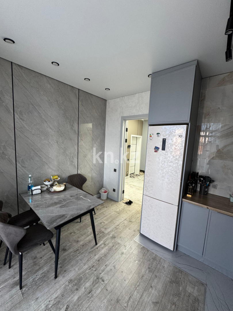 Продажа 4-комнатной квартиры, 105 м², ул. Таттимбета, дом  35 в Караганде - фото 6