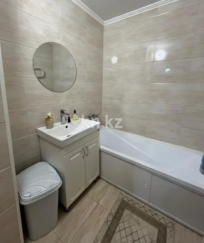 Продажа 3-комнатной квартиры, 70 м², мкр-н Аксай-3а в Алматы - фото 3