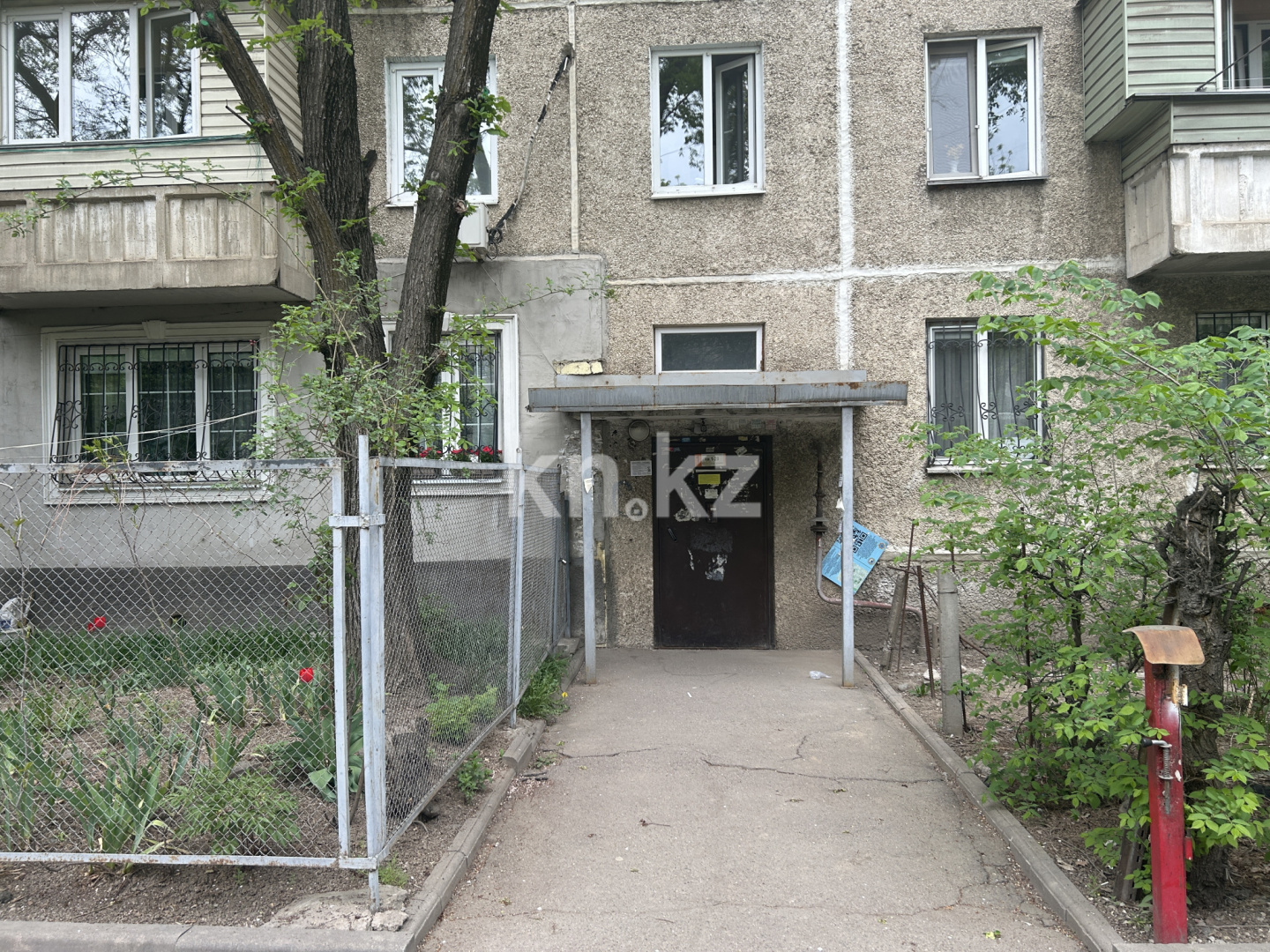 Продажа 2-комнатной квартиры, 42.3 м² в Алматы - фото 2