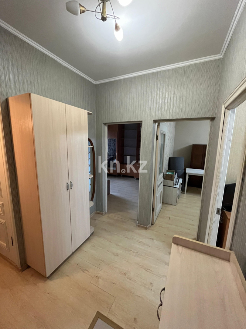 Продажа 3-комнатной квартиры, 65 м², Тастак-2 мкр-н, дом  7 в Алматы - фото 8