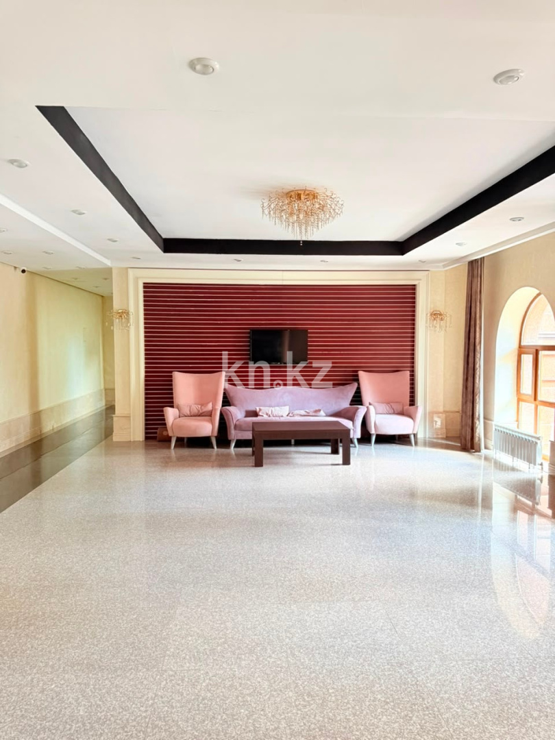 Продажа 5-комнатной квартиры, 300 м² в Астане - фото 3