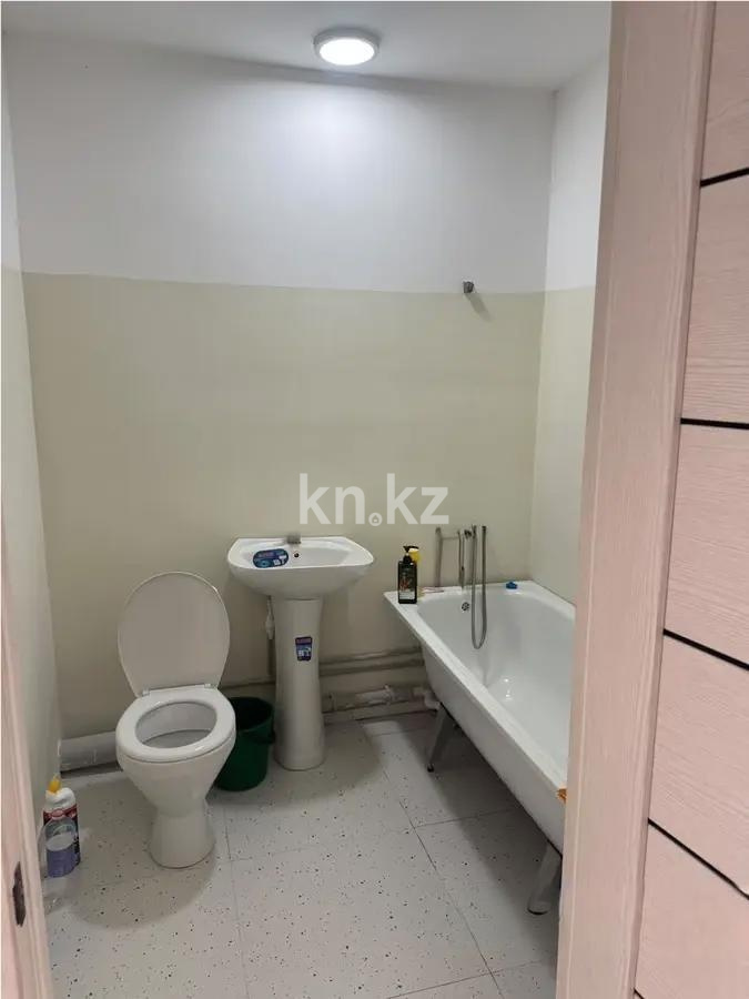 Продажа 2-комнатной квартиры, 56.8 м² в Алматы - фото 3