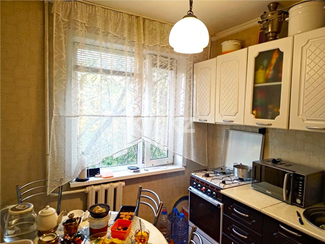 Продажа 4-комнатной квартиры, 59 м², мкр-н 23 в Караганде - фото 9