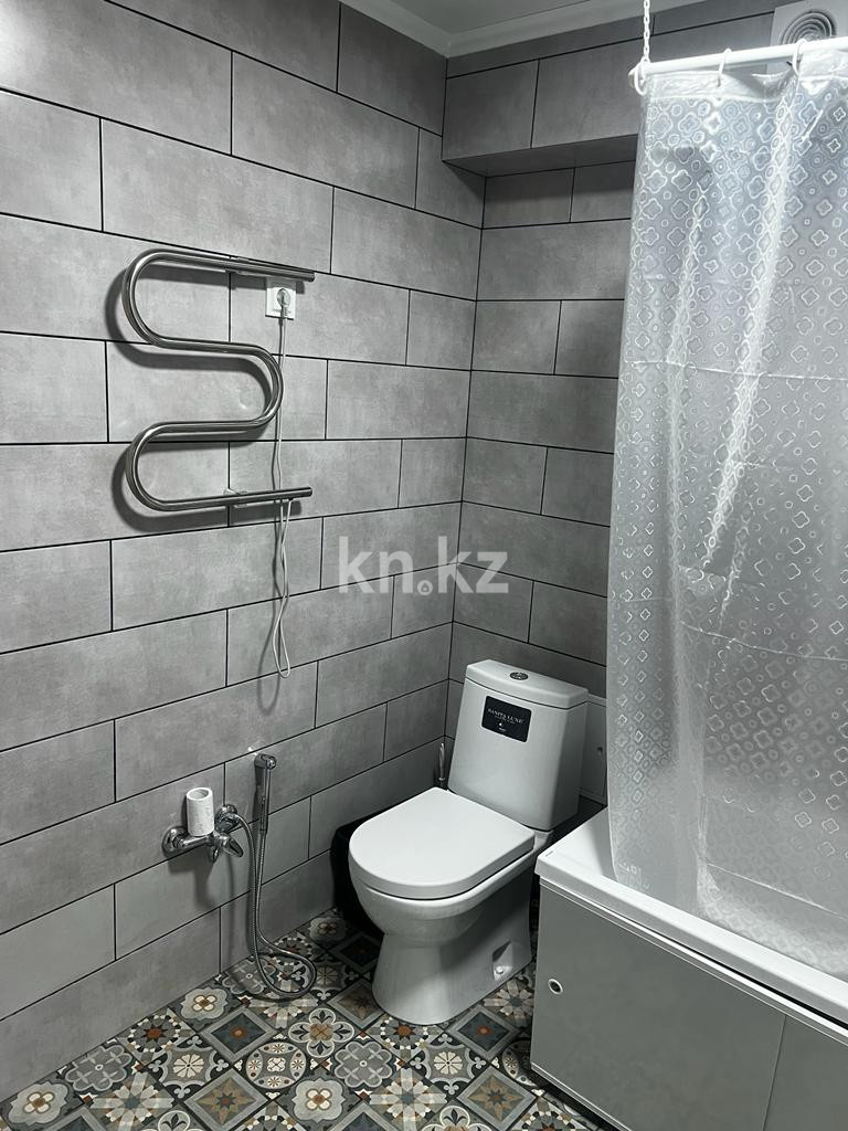 Продажа 3-комнатной квартиры, 62 м², пр. Абая, дом  49 в Астане - фото 6