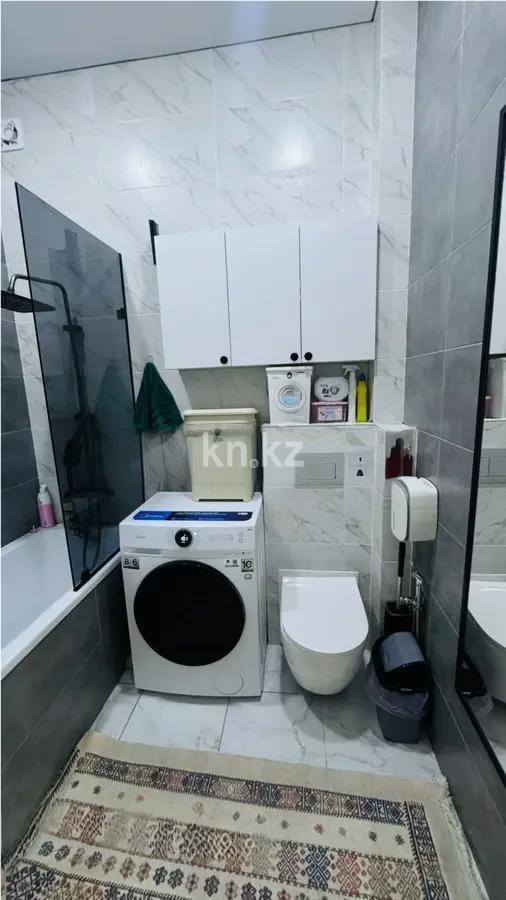 Продажа 4-комнатной квартиры, 105 м², ул. Муканова, дом  51а блок 6 в Караганде - фото 6