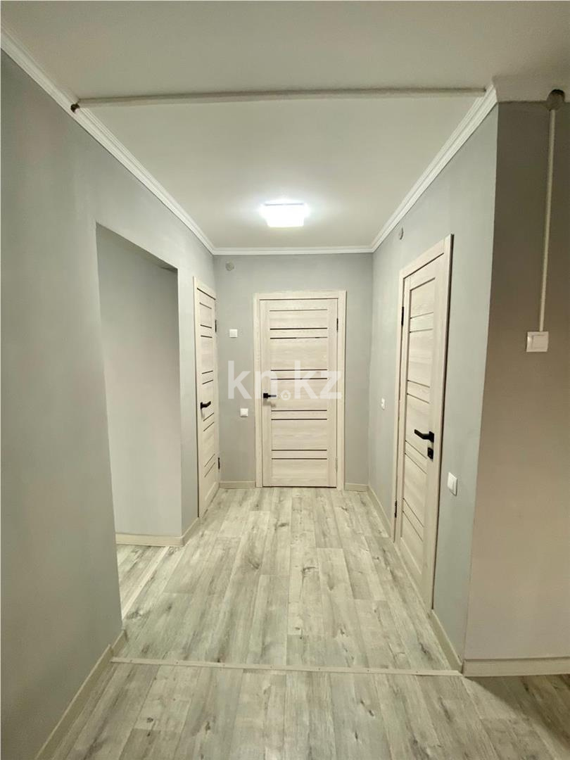 Продажа 1-комнатной квартиры, 35 м², пр. Бухар-жырау в Караганде - фото 9