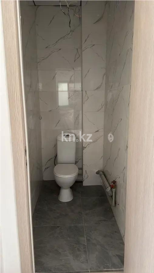 Продажа 1-комнатной квартиры, 46 м², мкр-н Аксай-5, дом  25 в Алматы - фото 3