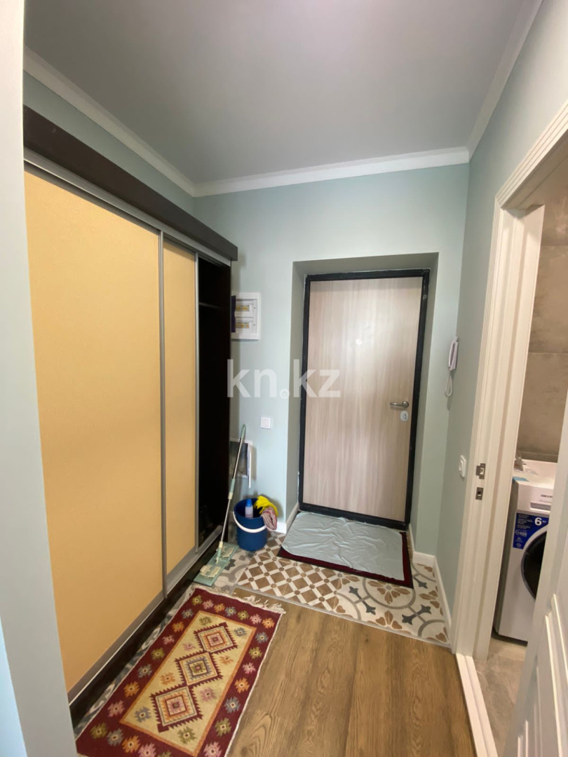 Аренда 1-комнатной квартиры, 40 м², ул. Нажимеденова, дом  13 в Астане - фото 2
