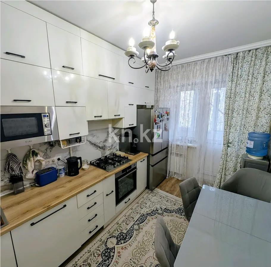Продажа 3-комнатной квартиры, 68.8 м², мкр. Тастак-2, дом  19 в Алматы - фото 3