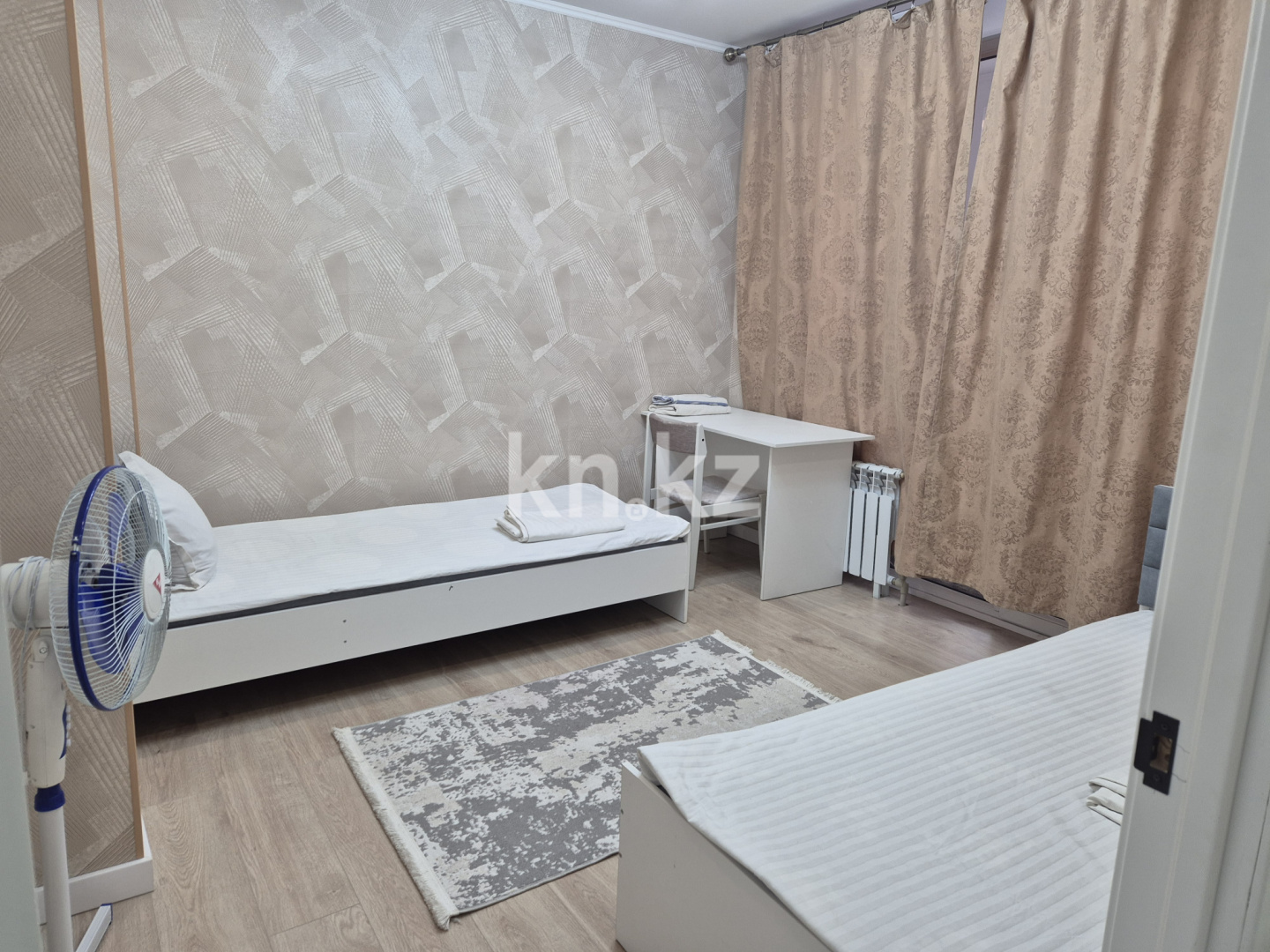 Продажа 3-комнатной квартиры, 66 м², ул. Толе би, дом  285/8 в Алматы - фото 3