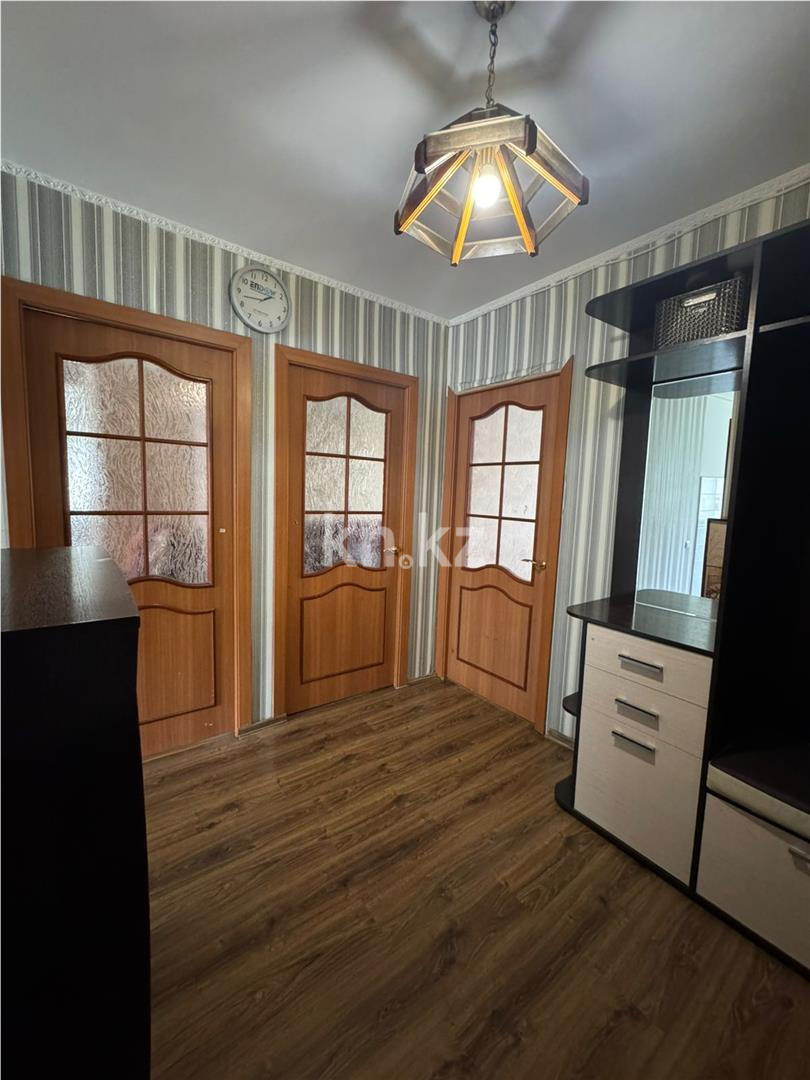 Продажа 3-комнатной квартиры, 62 м², ул. Алиханова, дом  36/2 в Караганде - фото 13