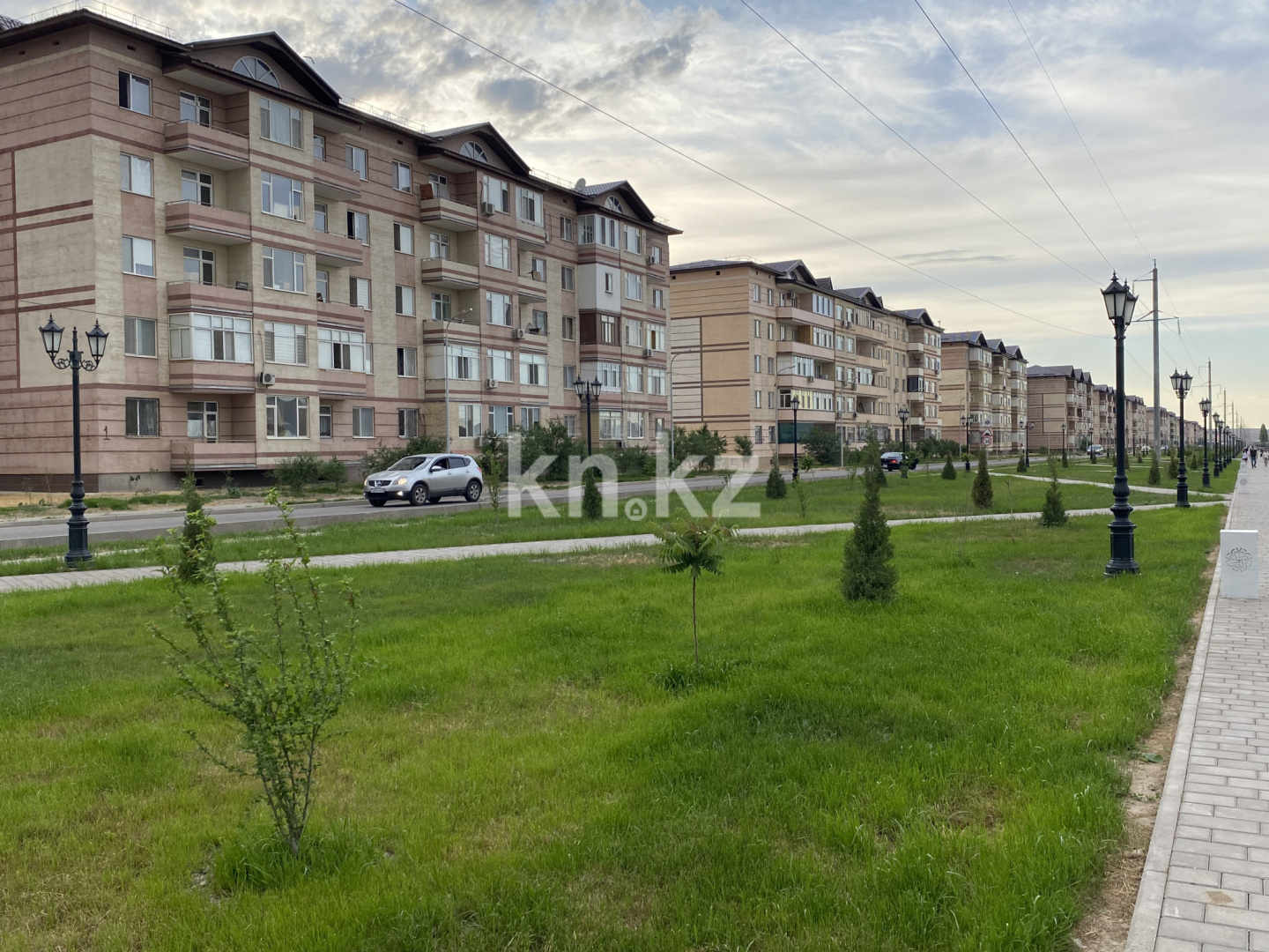 Продажа 2-комнатной квартиры, 53.1 м², 15 мкр-н, дом  33 в Таразе - фото 2