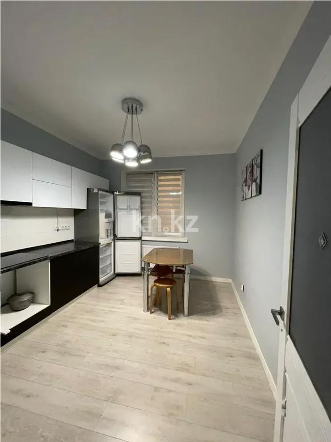 Продажа 2-комнатной квартиры, 65 м², ул. Аманжолова, дом  26/1 в Астане - фото 3
