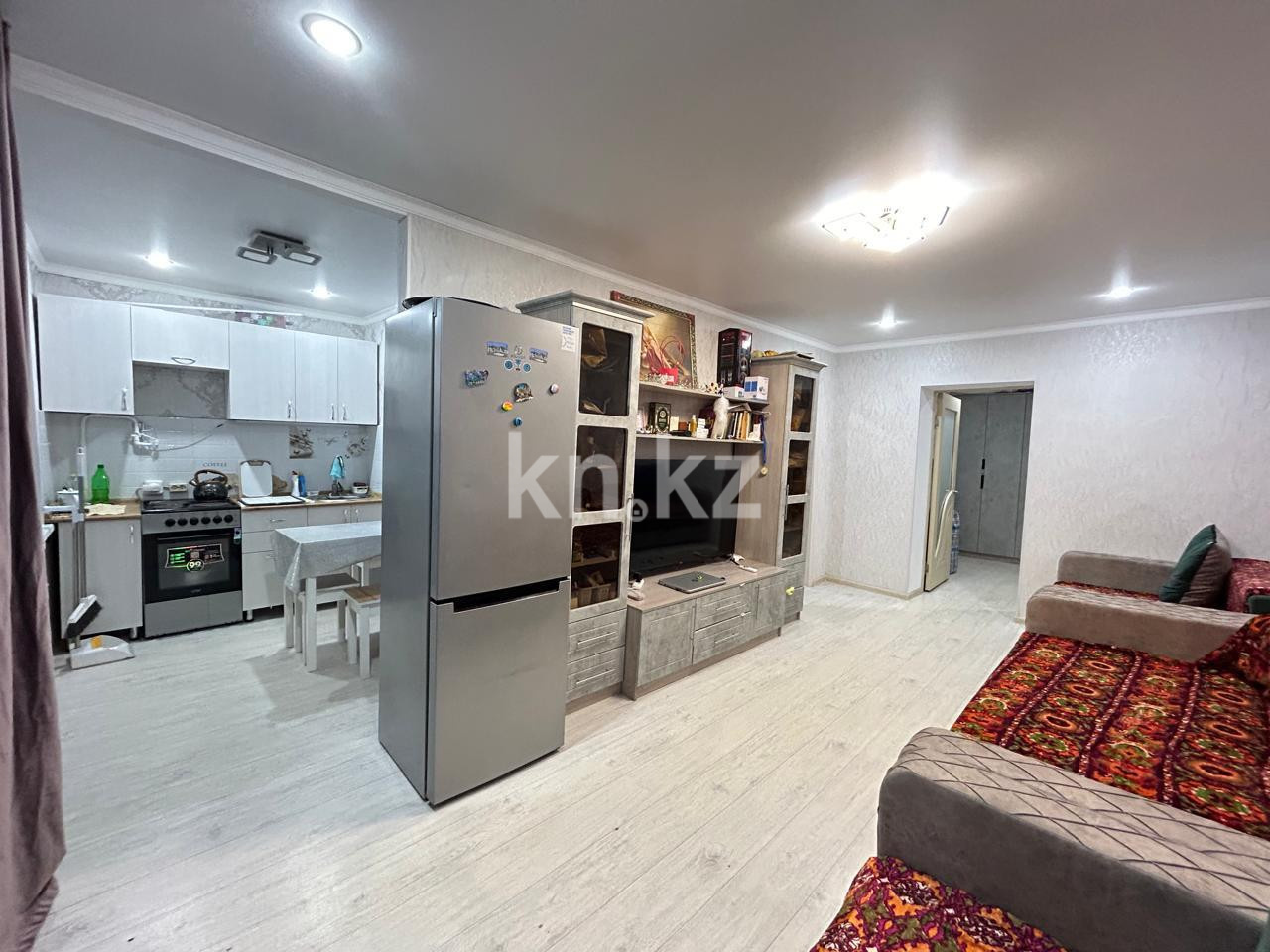 Продажа 2-комнатной квартиры, 47 м², ул. Язева в Караганде - фото 3