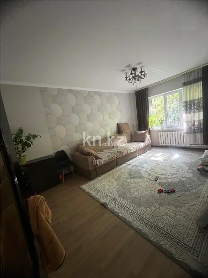 Продажа 3-комнатной квартиры, 80 м², мкр-н Аксай-1, дом  3 в Алматы