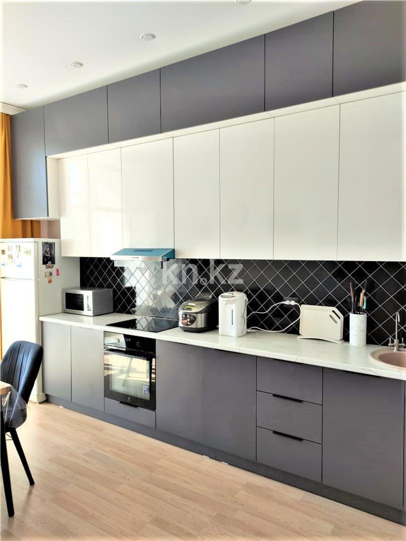 Продажа 3-комнатной квартиры, 75 м², ул. Муканова, дом  41/25 в Караганде - фото 8