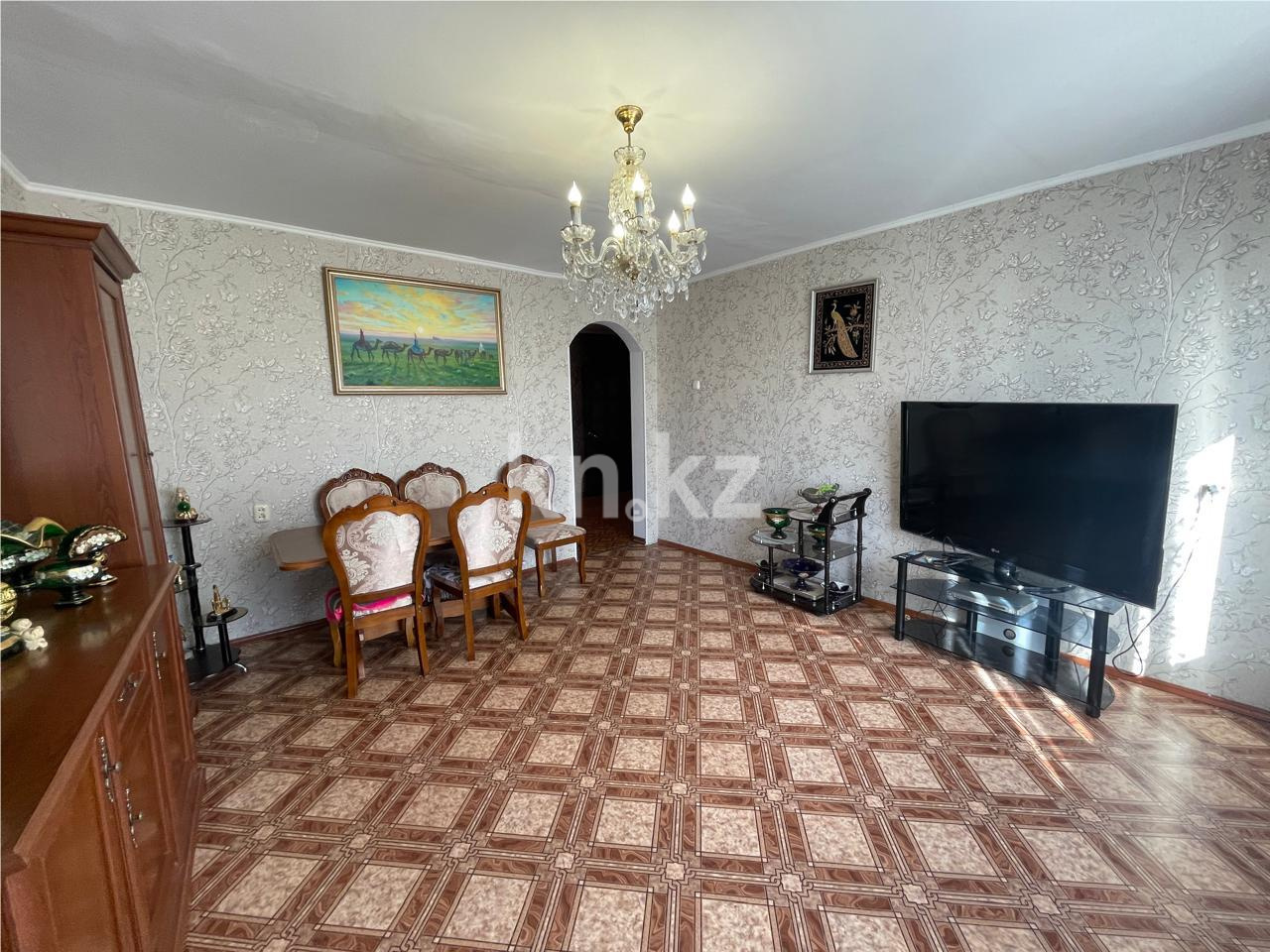 Продажа 3-комнатной квартиры, 72 м², ул. Сатыбалдина в Караганде - фото 3