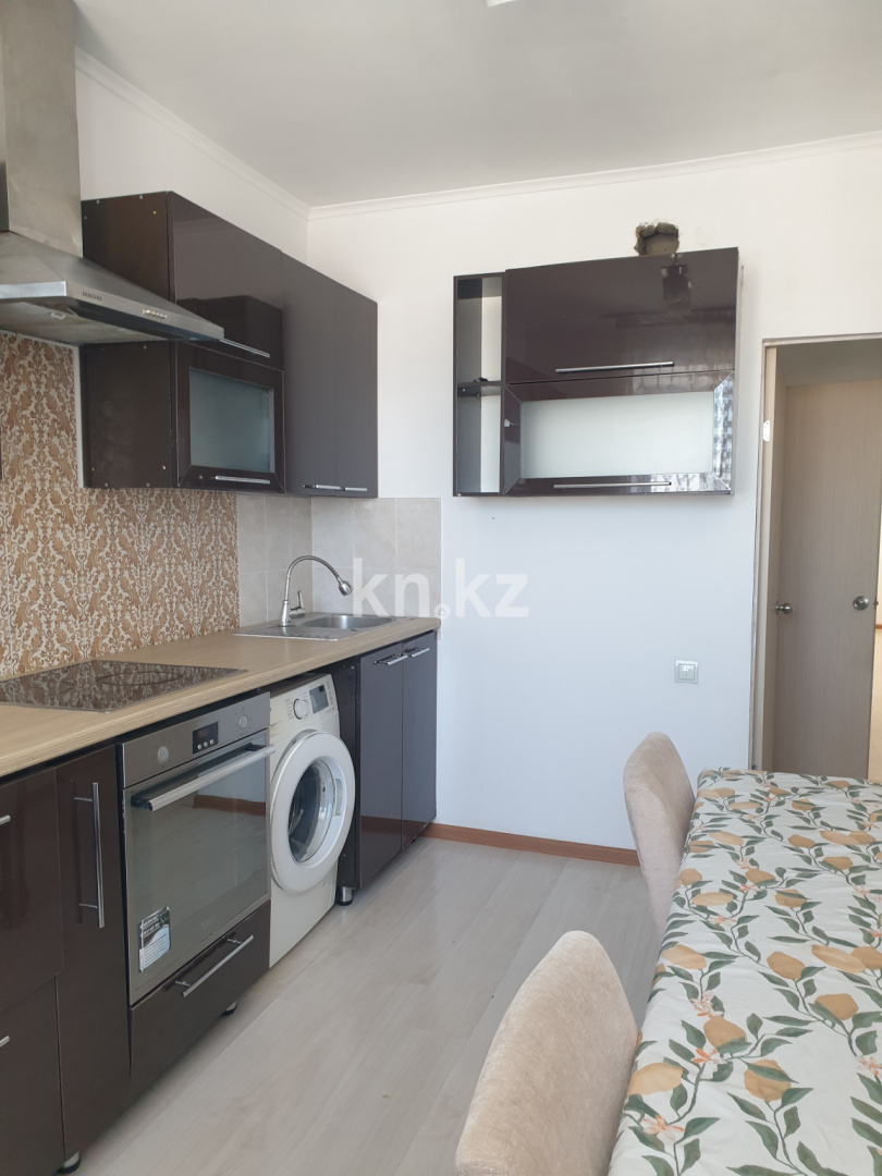 Продажа 2-комнатной квартиры, 64 м², ул. Айтматова в Астане - фото 6