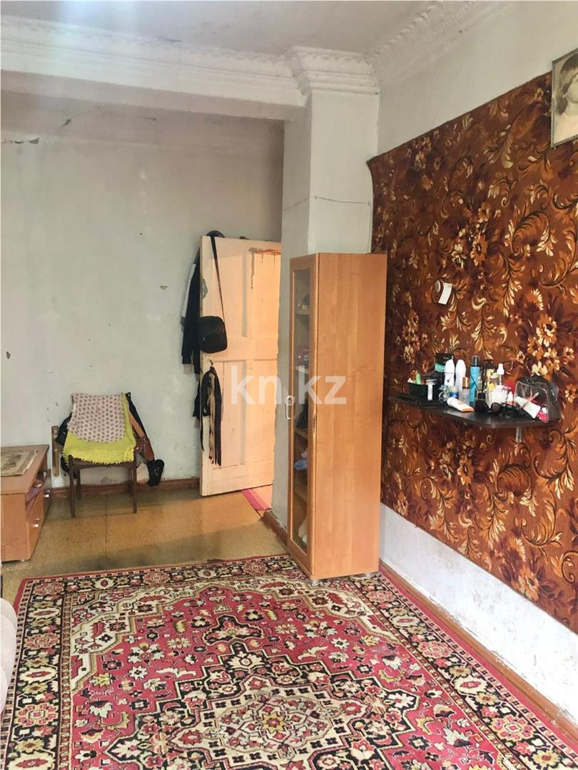 Продажа 3-комнатной квартиры, 61 м², ул. Ермекова в Караганде - фото 4