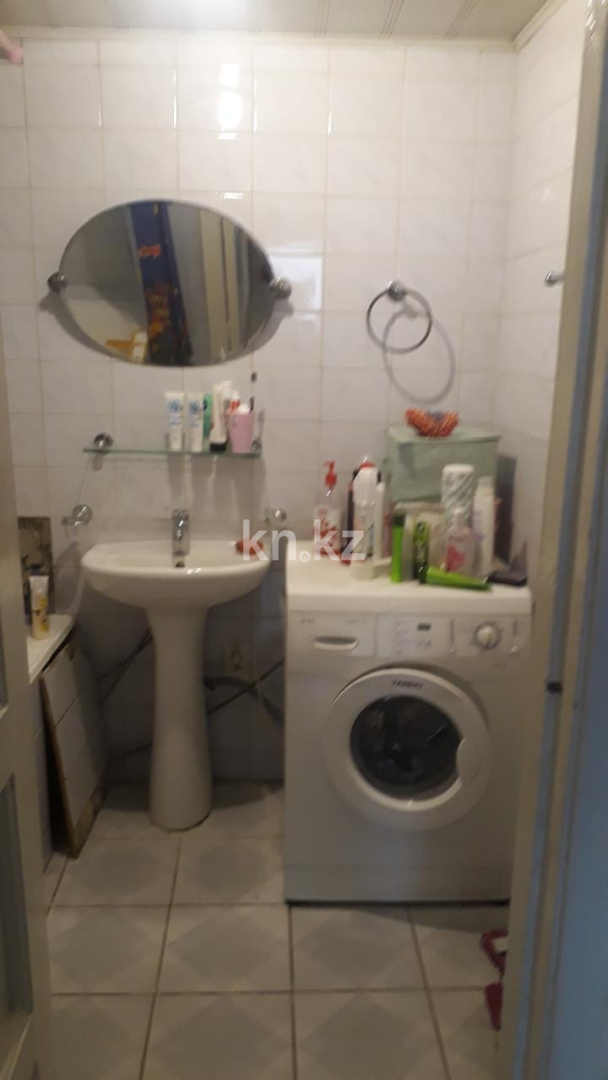 Продажа 3-комнатной квартиры, 69 м², ул. Жамбыла, дом  19 в Караганде - фото 7