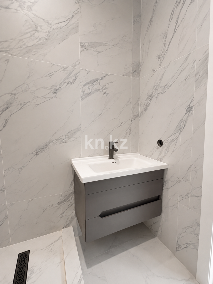 Продажа 4-комнатной квартиры, 117 м² в Астане - фото 11