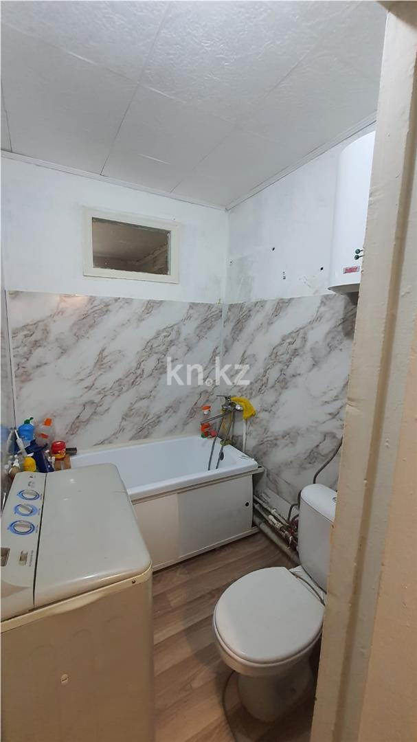 Продажа 1-комнатной квартиры, 33 м², 12 мкр., дом  29 в Караганде - фото 5