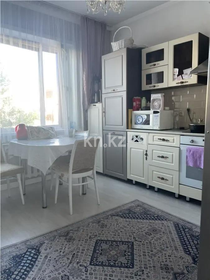 Продажа 3-комнатной квартиры, 76 м² в Караганде - фото 3