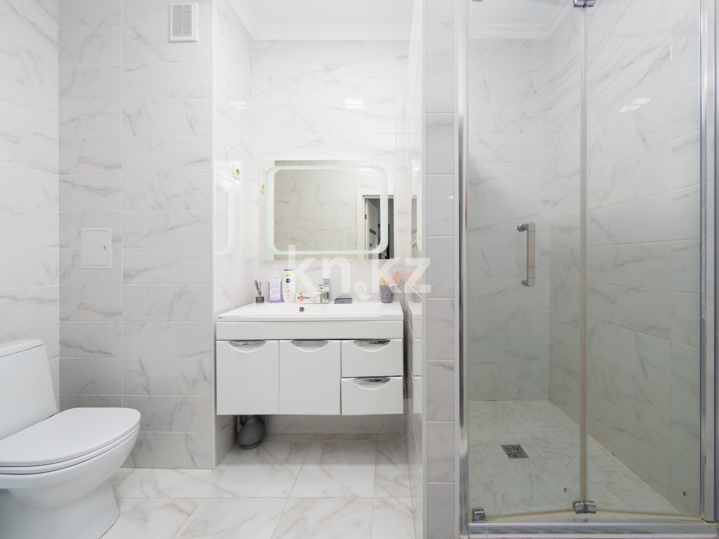 Аренда 2-комнатной квартиры посуточно, 57 м², ул. Навои, дом  208/8 - ул. Торайгырова в Алматы - фото 20