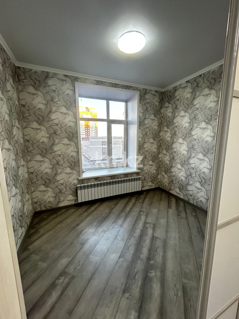 Продажа 2-комнатной квартиры, 42 м², ул. Ашимова, дом  21 в Караганде - фото 7