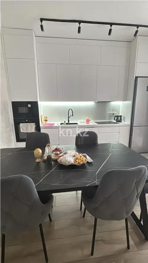 Продажа 4-комнатной квартиры, 111 м² в Караганде