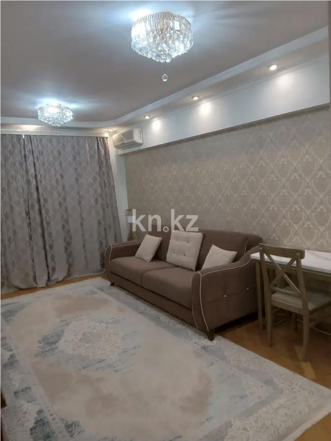 Продажа 3-комнатной квартиры, 77.6 м², ул. Жандосова, дом  84 в Алматы