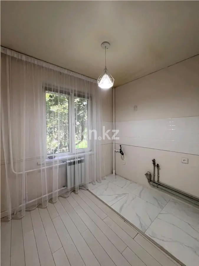 Продажа 3-комнатной квартиры, 57.7 м² в Алматы - фото 4