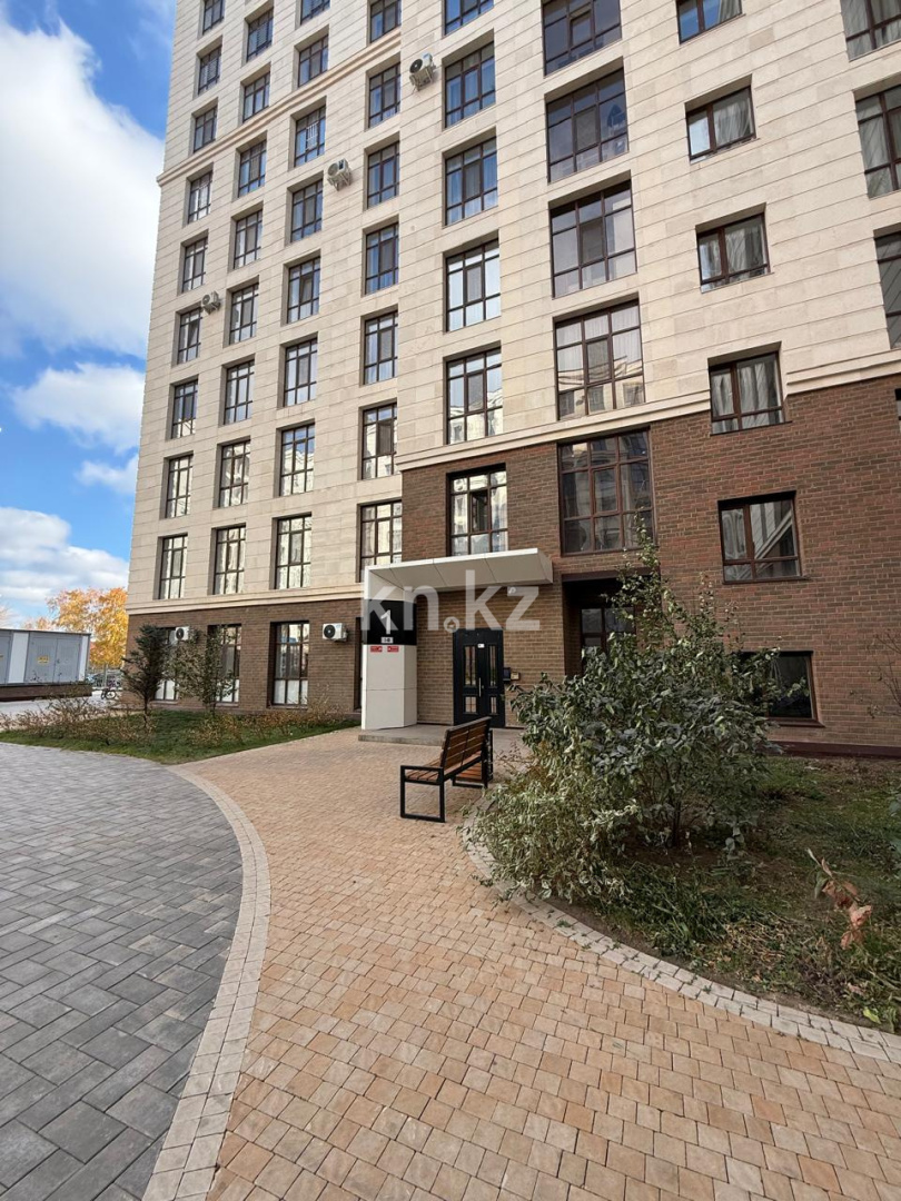 Продажа 4-комнатной квартиры, 140 м², ул. Бокейхана, дом  3б - Керей Жанибек Хандар в Астане - фото 31