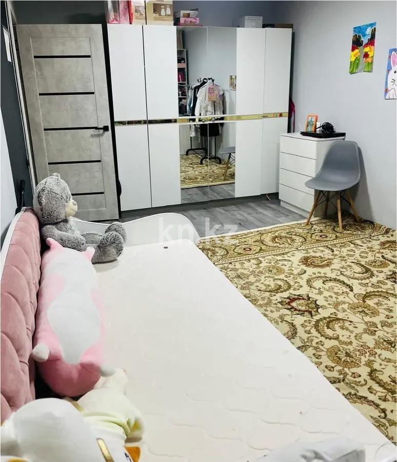 Продажа 3-комнатной квартиры, 61 м², ул. Казыбек би, дом  183 в Алматы - фото 3