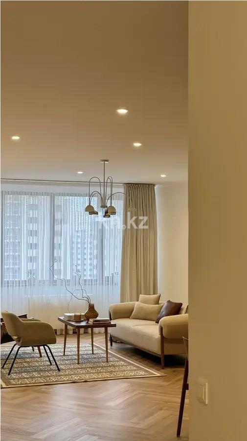 Продажа 3-комнатной квартиры, 138.4 м², пр. Женис, дом  1 в Астане
